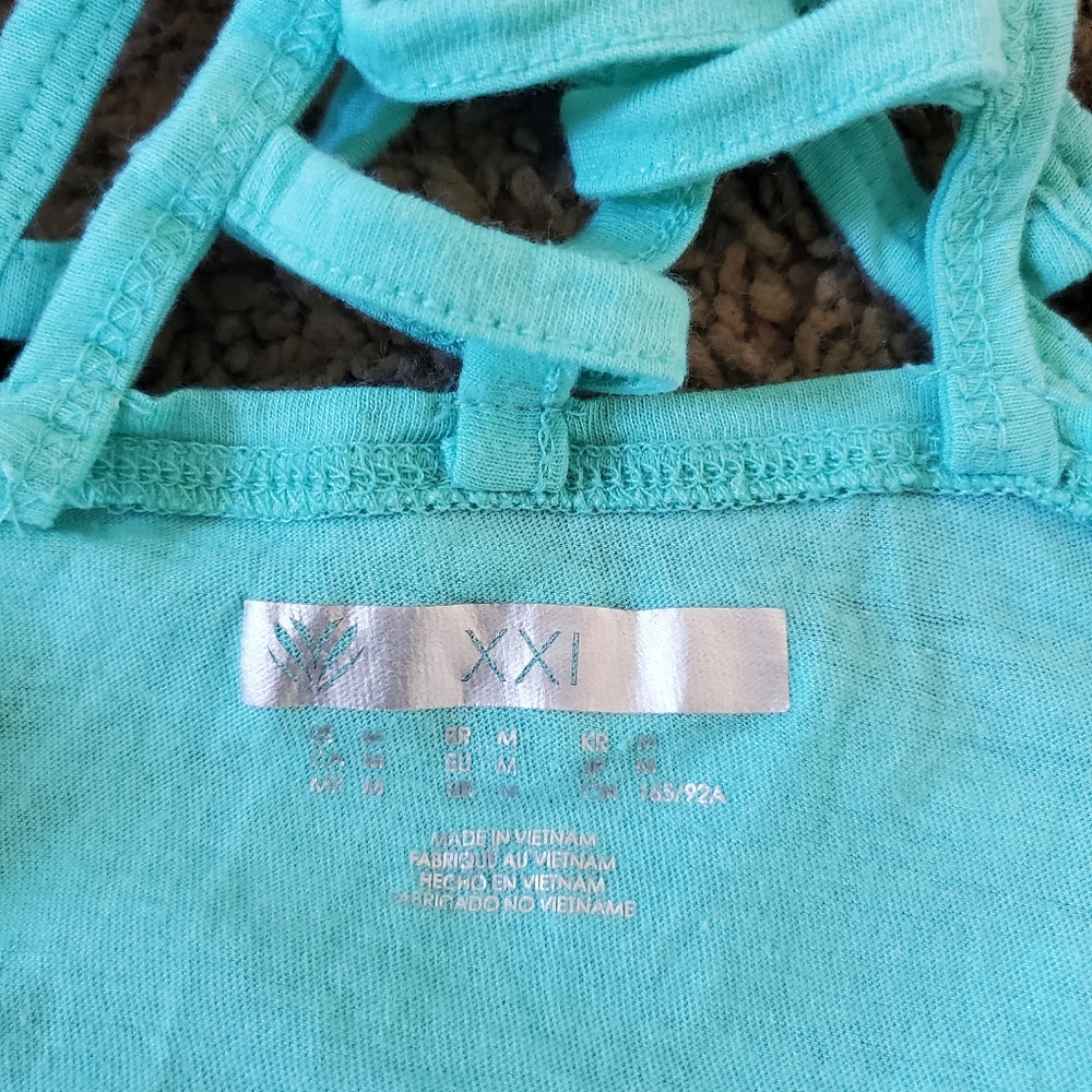 Exercise Top - Picture 3 of 4